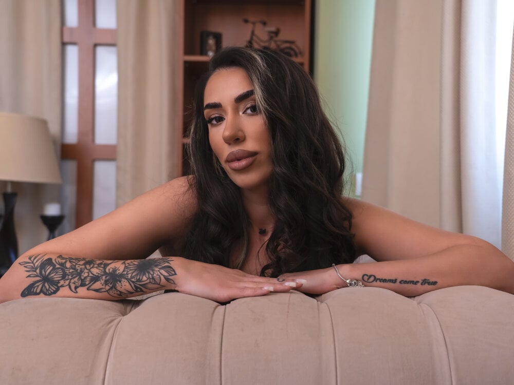 amateursex-livecam.com xrubylustx livesex profile in granny cams