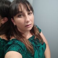Cindy_Helga's Offline Chat Room