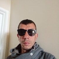 pisello_italiano100's Offline Chat Room