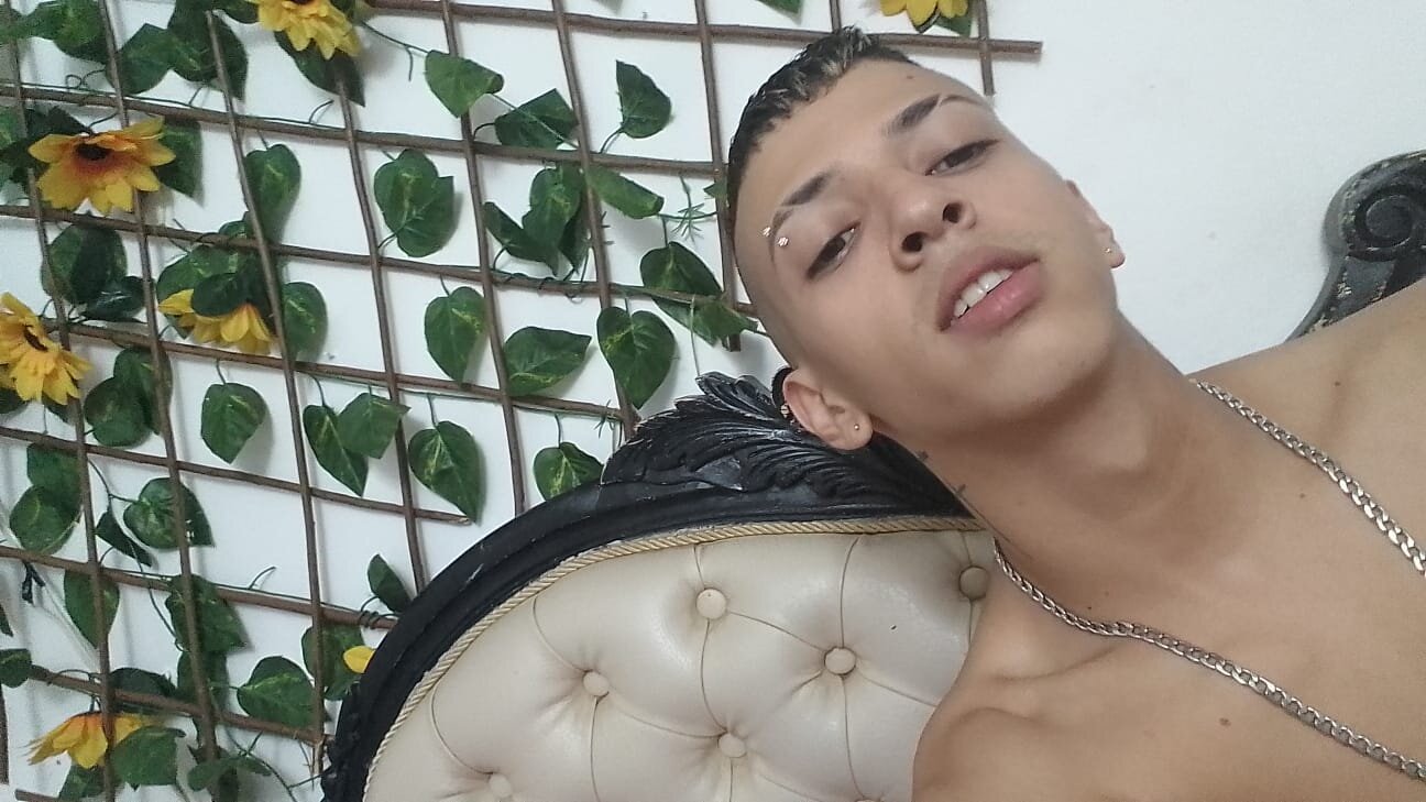 Alex_XADIEL