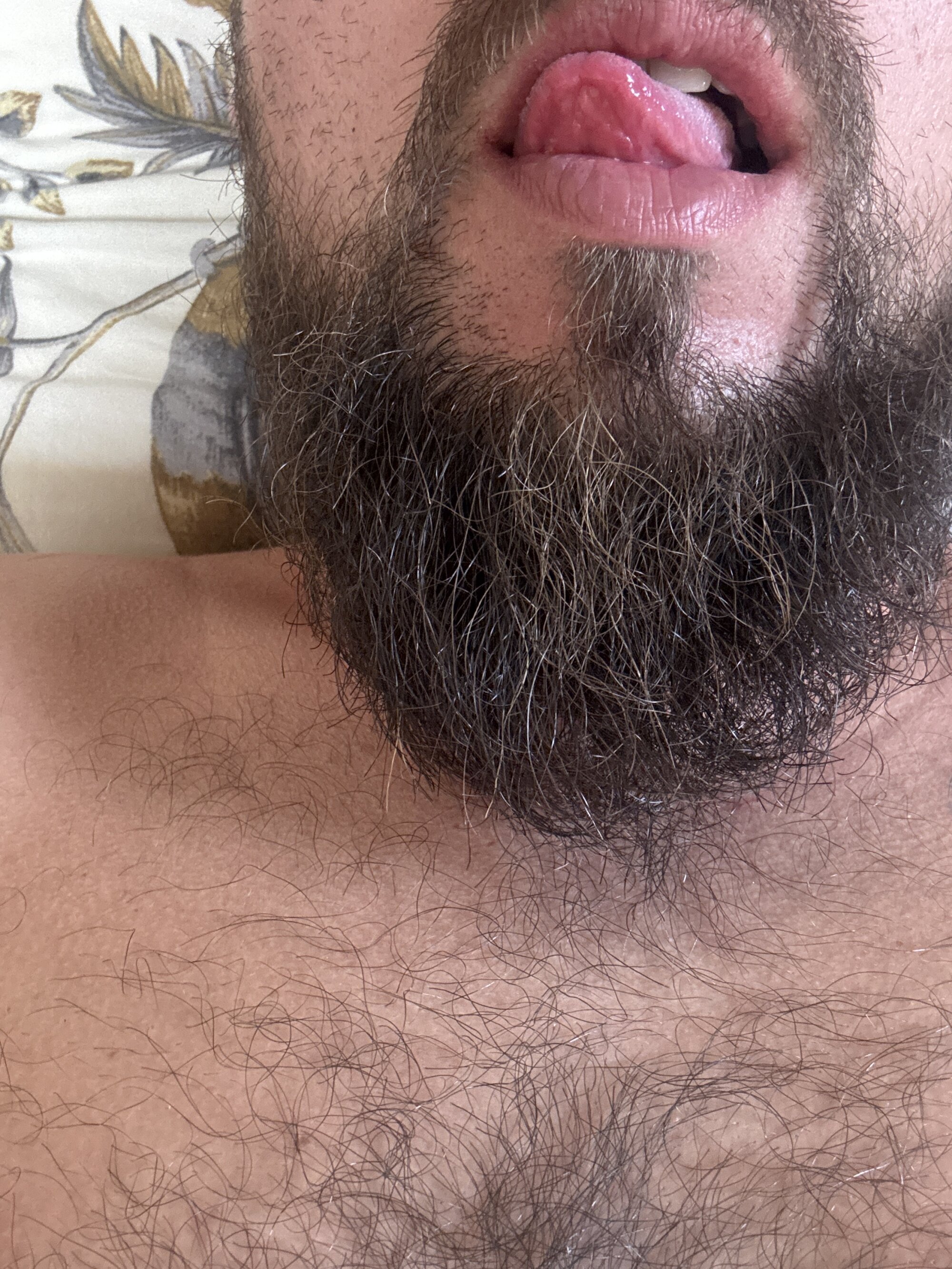 Bigtitsloveshow live webcam