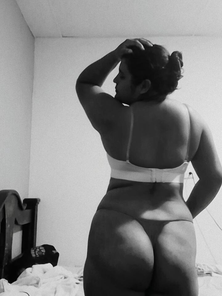 amira_dalila_bigtits profile