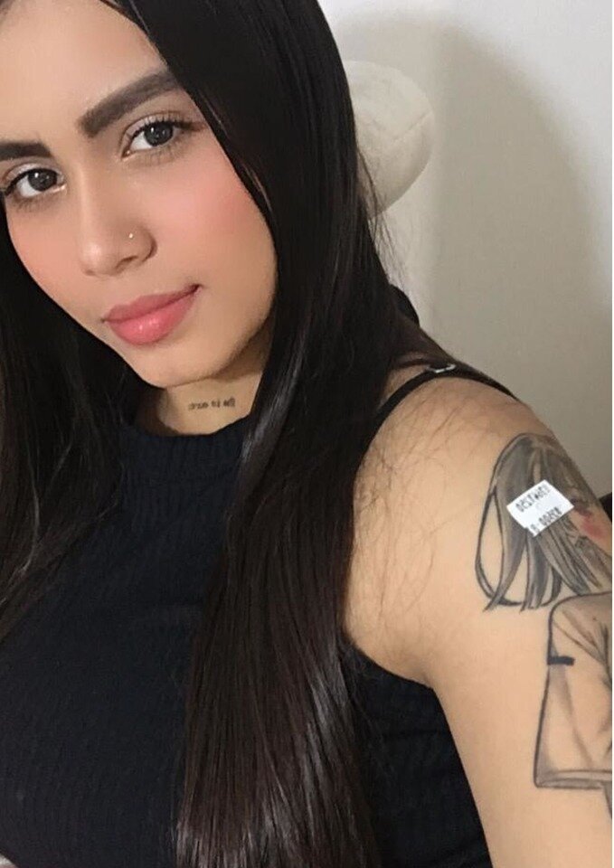 Live sex webcam photo for celestee_fox_ #282207372