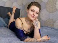 Caren_Razar's Offline Chat Room