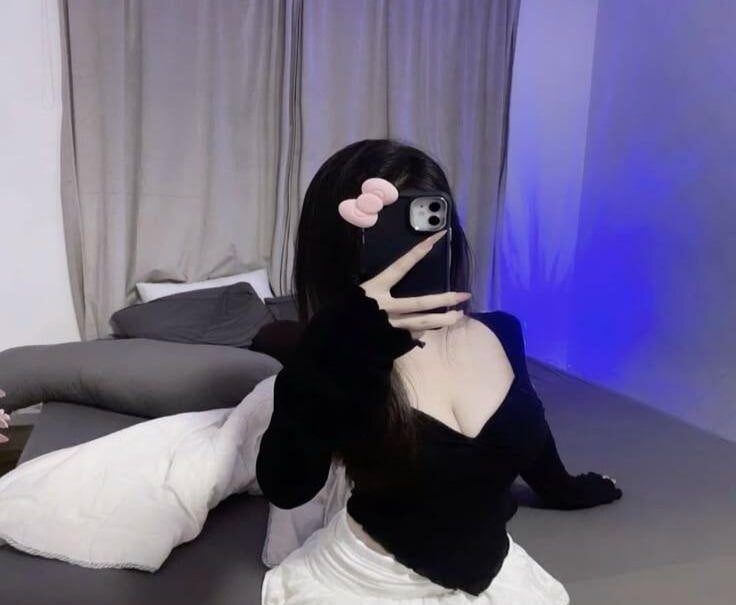 cam-performer.com -mimiu- livesex profile in but-was-born-in-narva cams