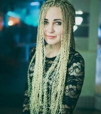 BiankaChopra2's Offline Chat Room