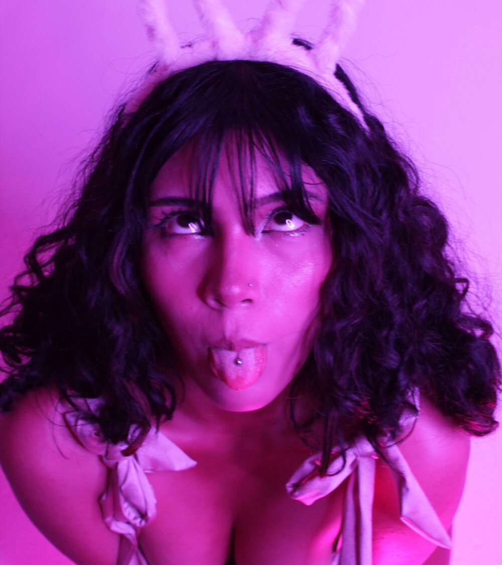 Live sex webcam photo for RosseRici #289963219