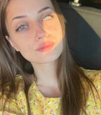 aurora_hughes' Offline Chat Room