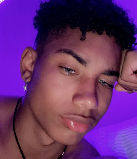 mikeymestillon from stripchat