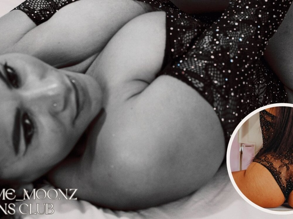 salome_moon_'s most recent online preview