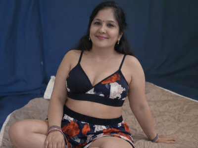 Ferry_milf Live Cam on StripChat and RICams