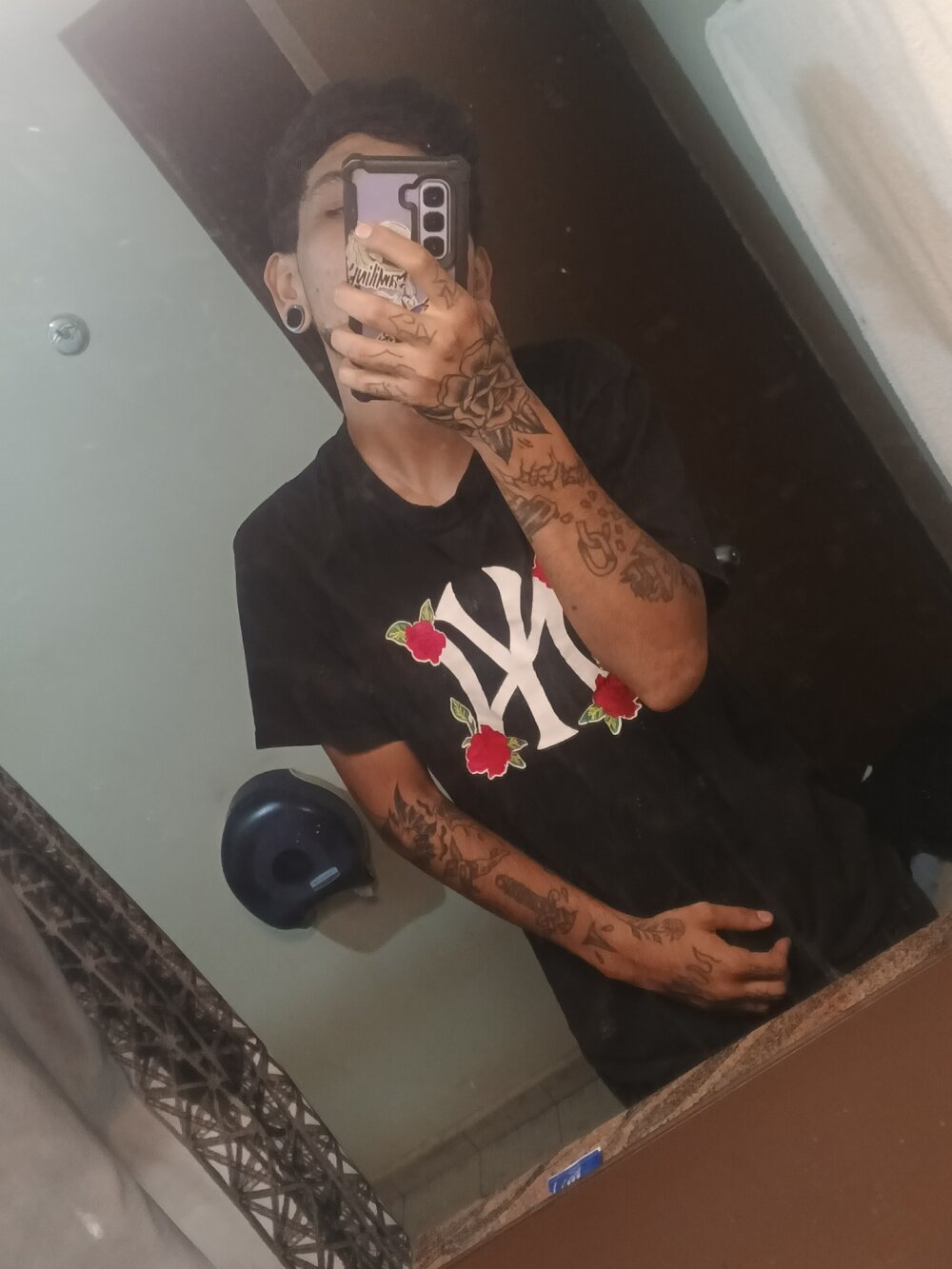 PillsUzi's Offline XXX Chat