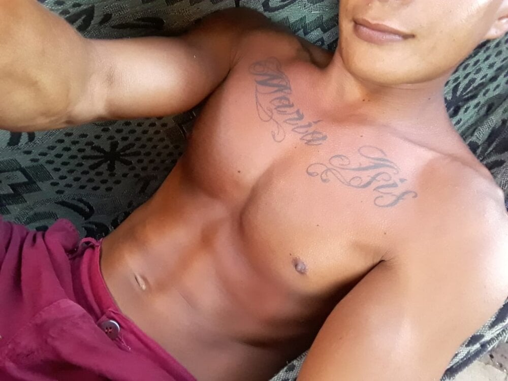 moreno-charmoso_30 from stripchat