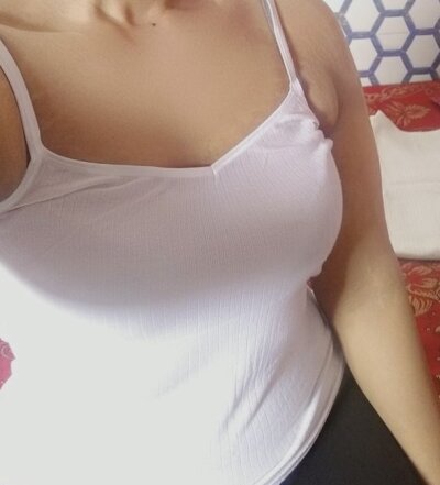 cutiee_kaur from stripchat