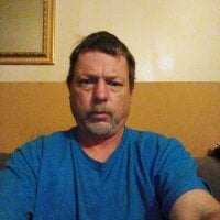 Rayc61973@xh's webcam live show