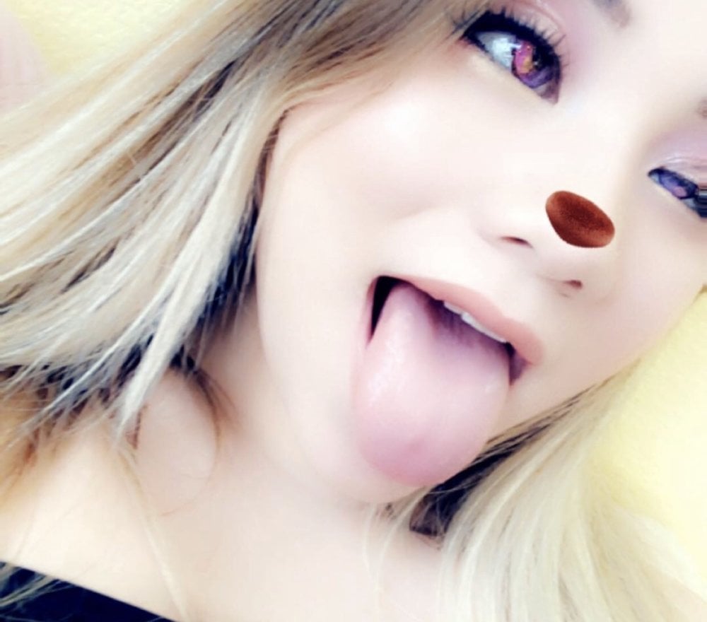awimomo profile
