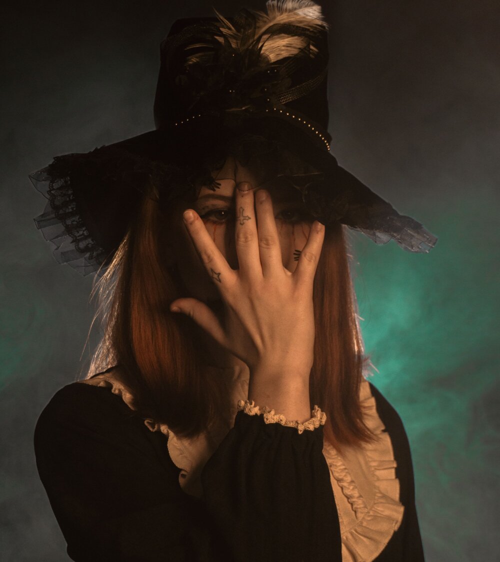 onaircams.com avaryder livesex profile in bisexual cams