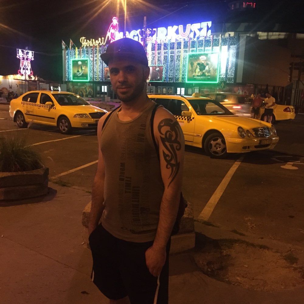 samlove1985 Profile Image