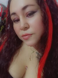 chloee_pervert's Offline XXX Chat