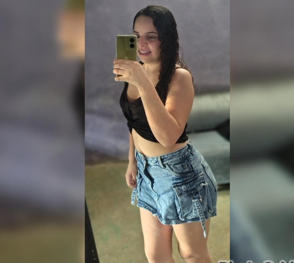 emmaharriss profile