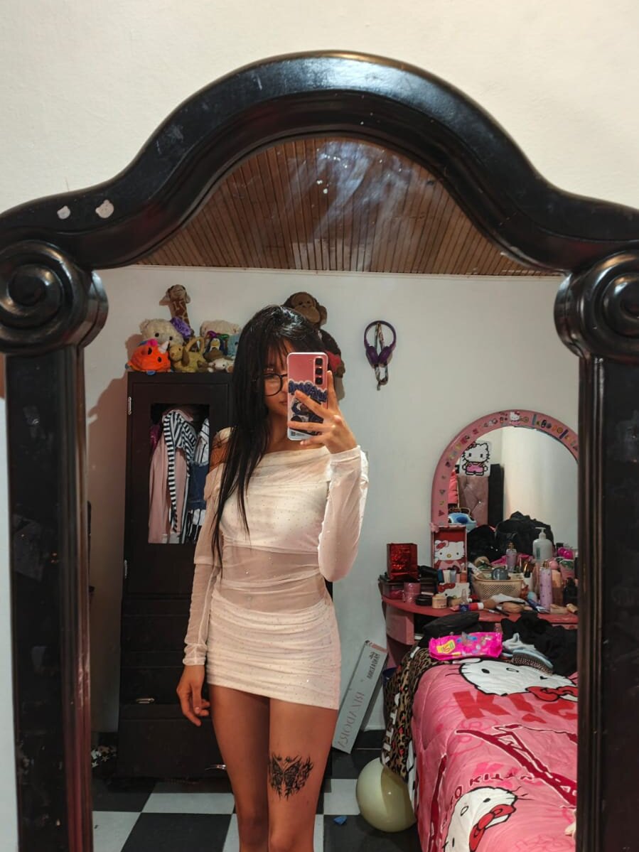 Slave_Melany_bdsm's Live XXX Chat