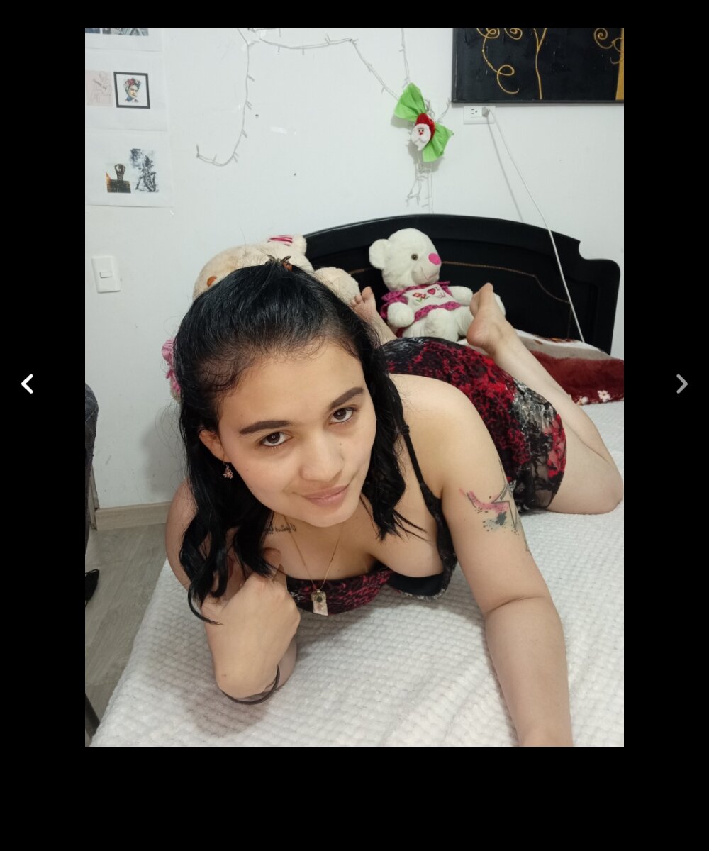 Live sex webcam photo for Mia_davis01 #289749504