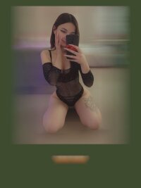 emily__ailer's Offline XXX Chat