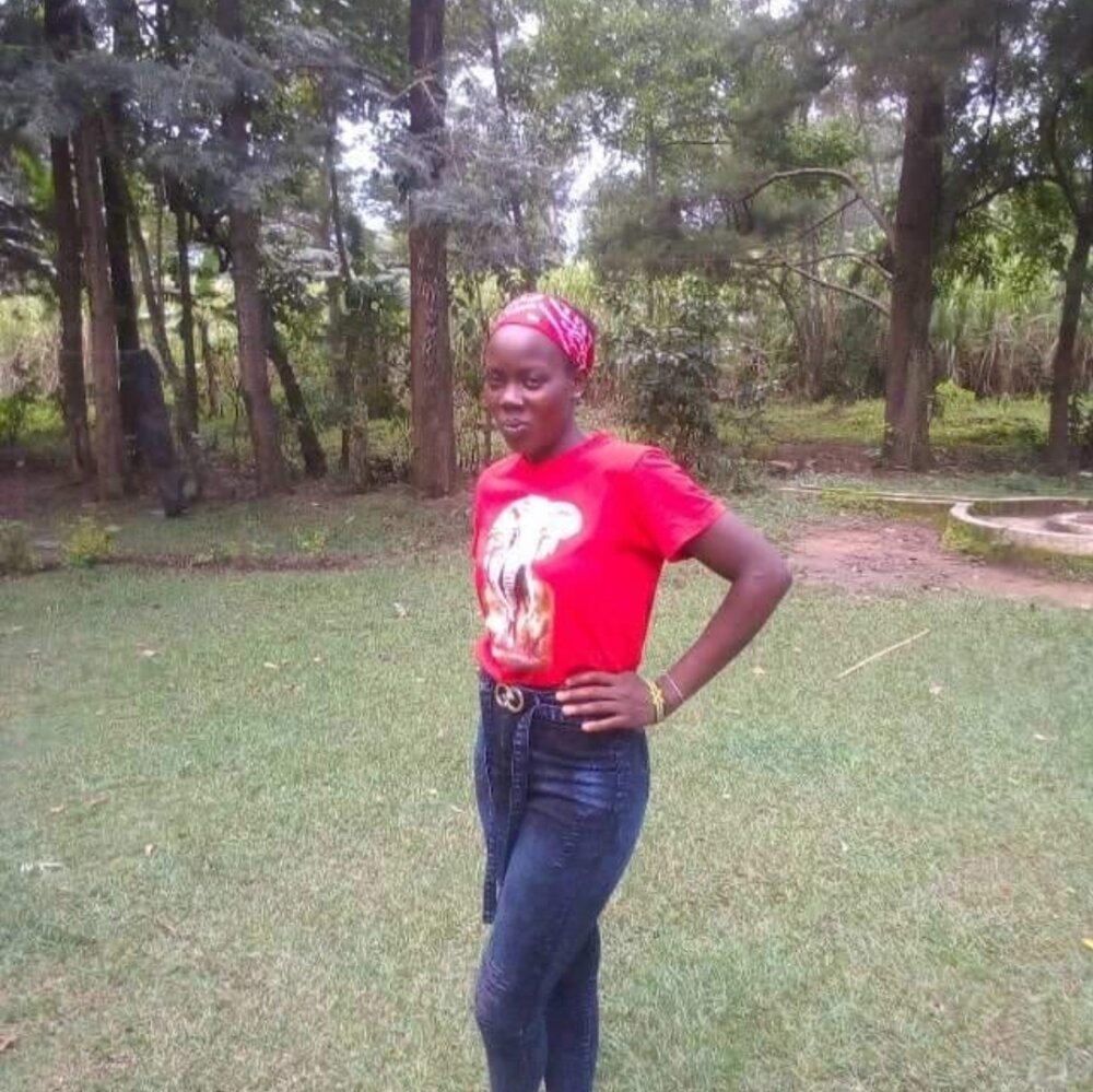 Live sex webcam photo for Prettyimma #283975860