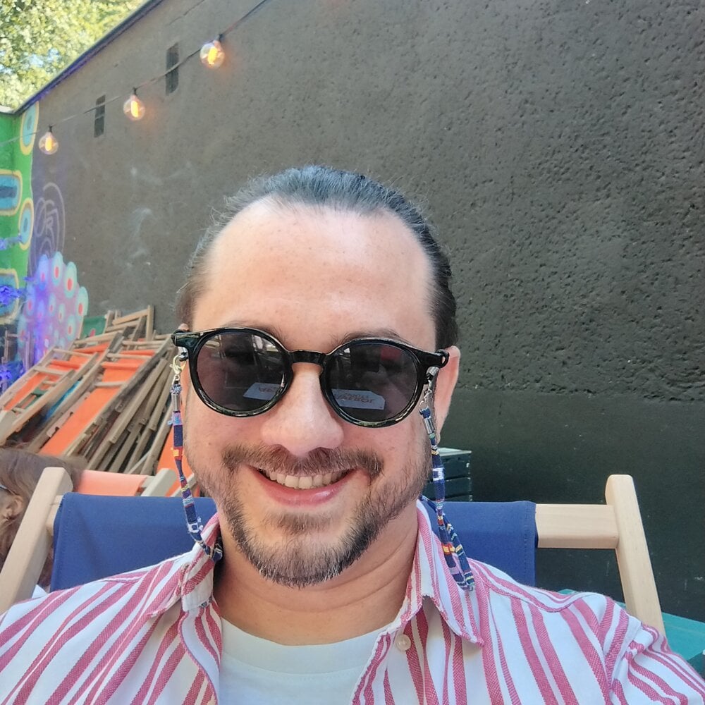 mr_brow from stripchat
