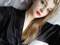 SallyStudie's Offline XXX Chat