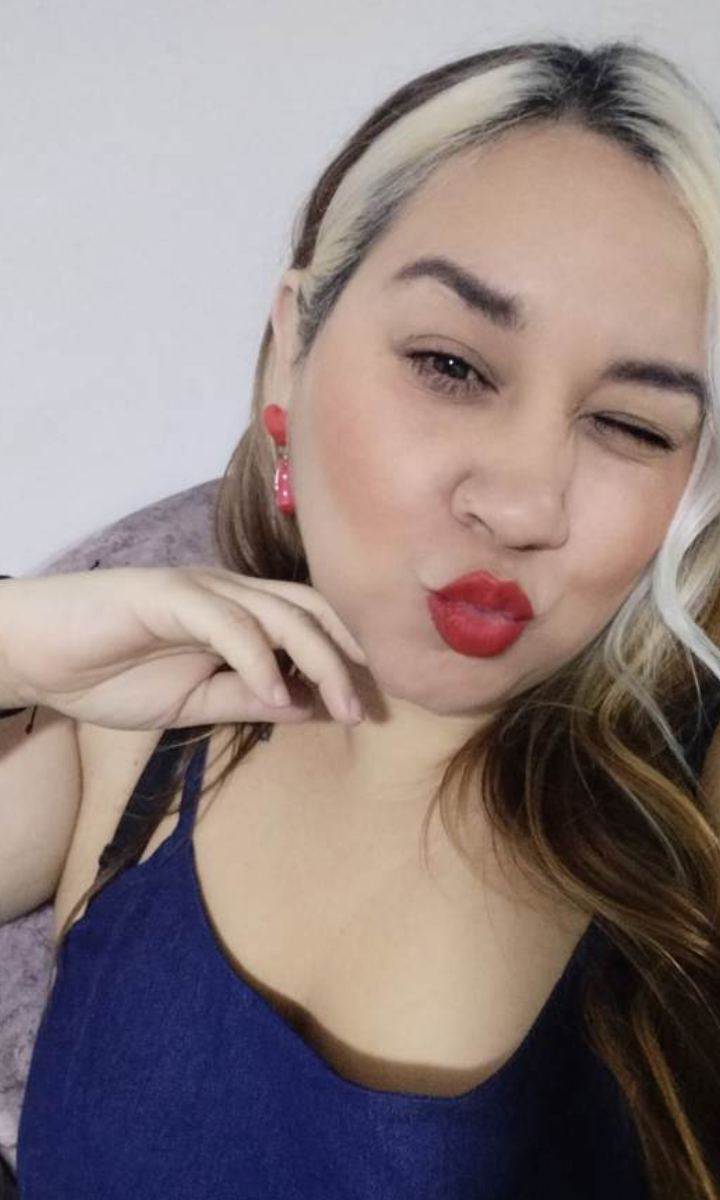 onaircams.com sharon-d livesex profile in bisexual cams