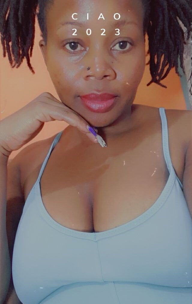 Mistress-Booty live cam model at StripChat
