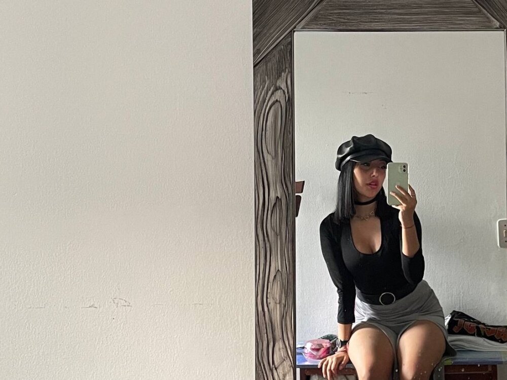 LOVEEE_MILEY 🕦 free nude chat