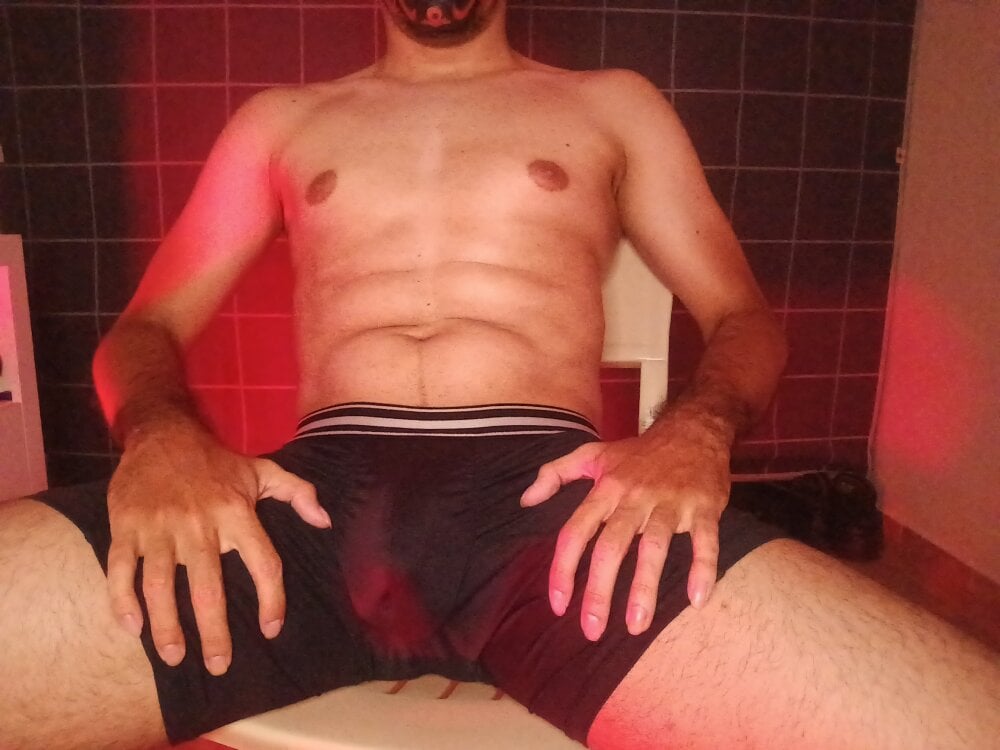 okumishi_sempai offline XXX-chat