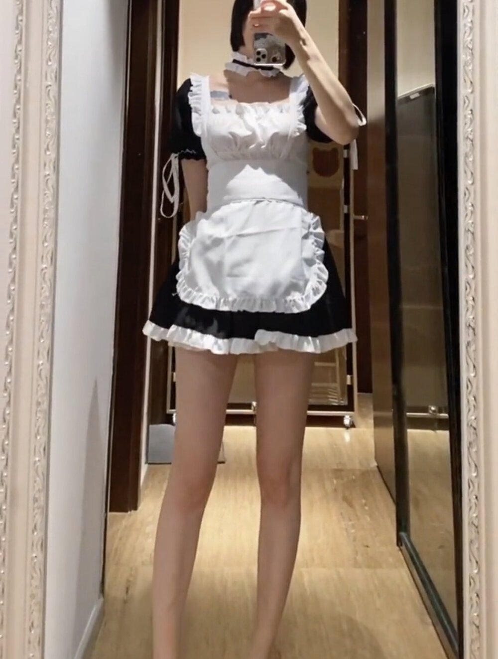 Lvy--v's Offline XXX Chat