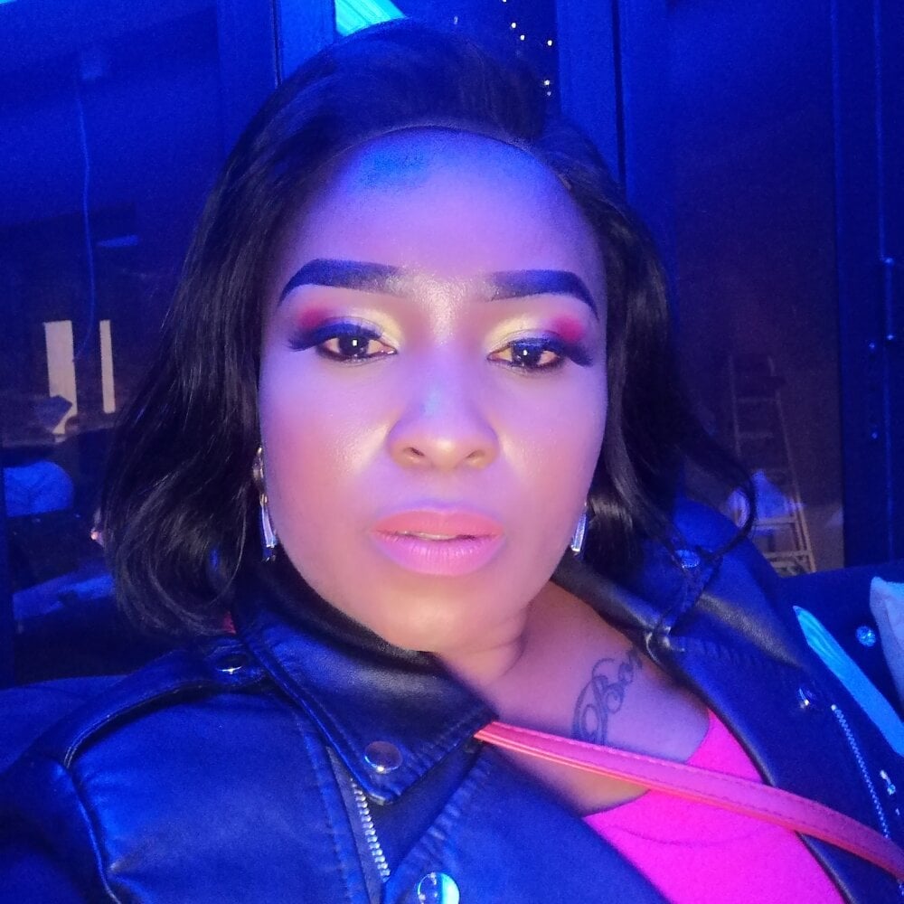 Yummyboomsbb's Offline XXX Chat