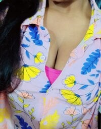 Hotty_Navyaaa