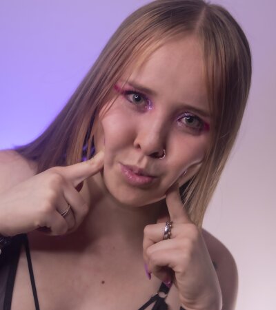 akane_maki from stripchat
