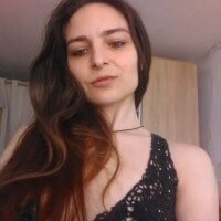 LeceyLennonX offline chatrum