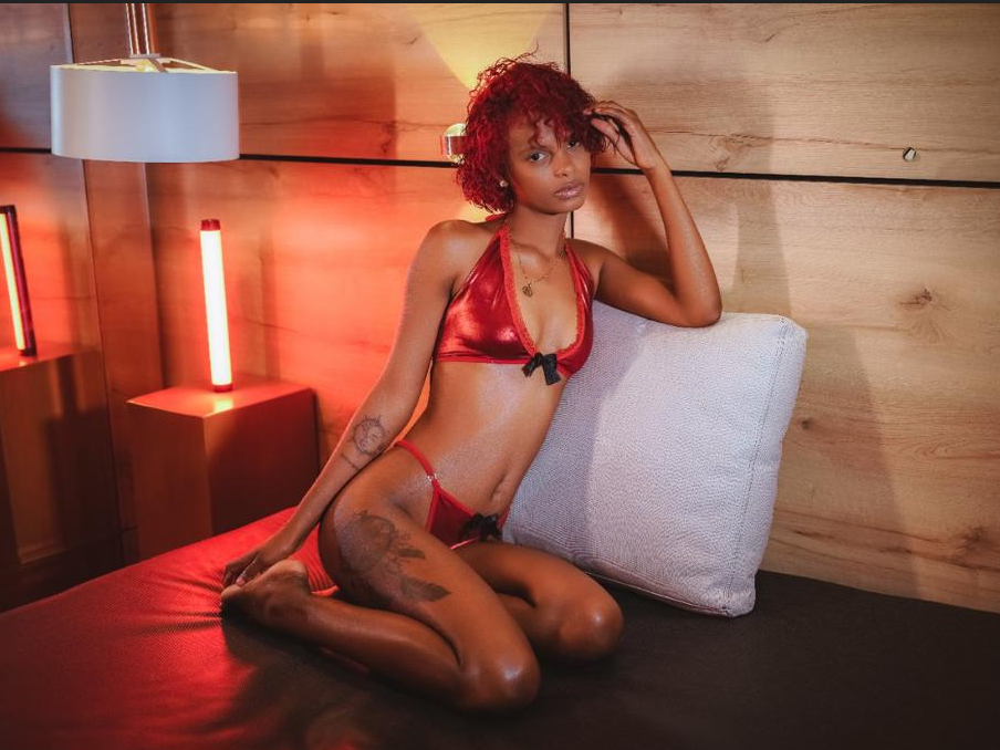ebony_kathe from stripchat