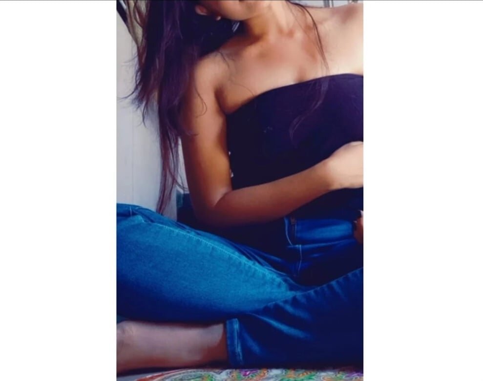 Live sex webcam photo for tamillavanyaa #289442634