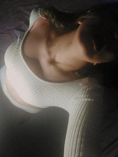 skrintai_shino from stripchat