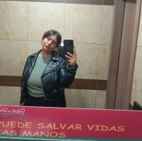 hugenaturalboobs' Offline XXX Chat