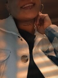 DenisseHarper1's webcam live show