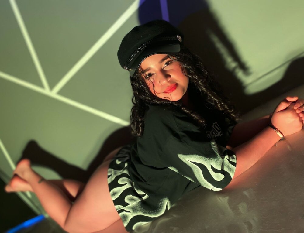 Mia_Gea profile