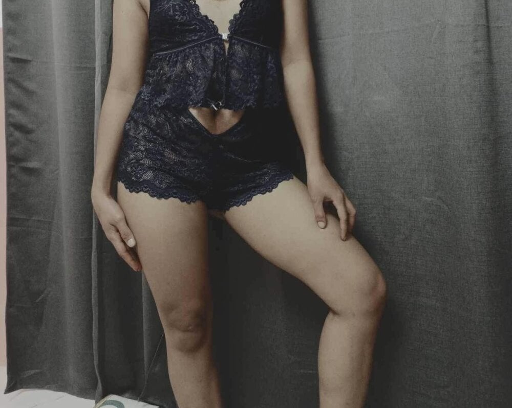 watchgirlcam.com pinay_rica livesex profile in so-am-in-up-state-new-york cams