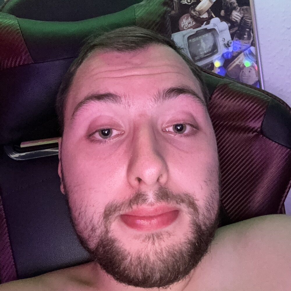 tipico0799's Offline Chat Room