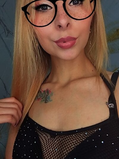 Evelyn_blaze69