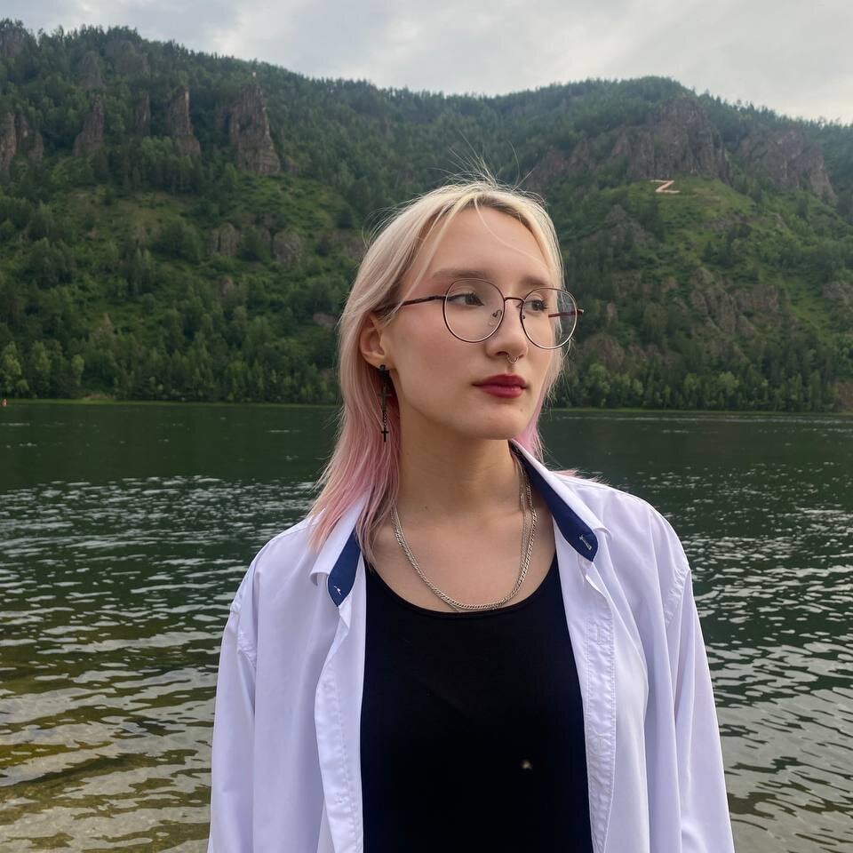 badgirlwebcam.com angelicrinnert livesex profile in english cams