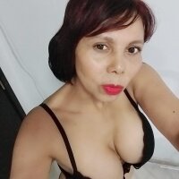 Sarita-R7218's Offline Chat Room